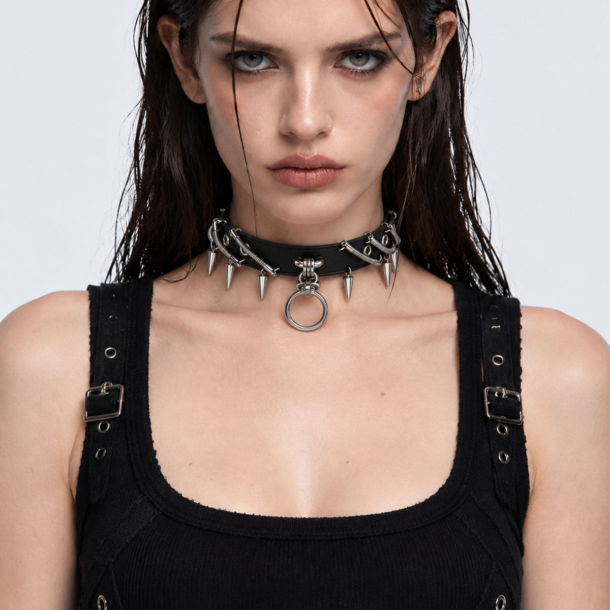 CHICCHOK Synapse Pulse | Cyberpunk-Choker mit Spikes | Matter schwarzer Industrial-Kragen