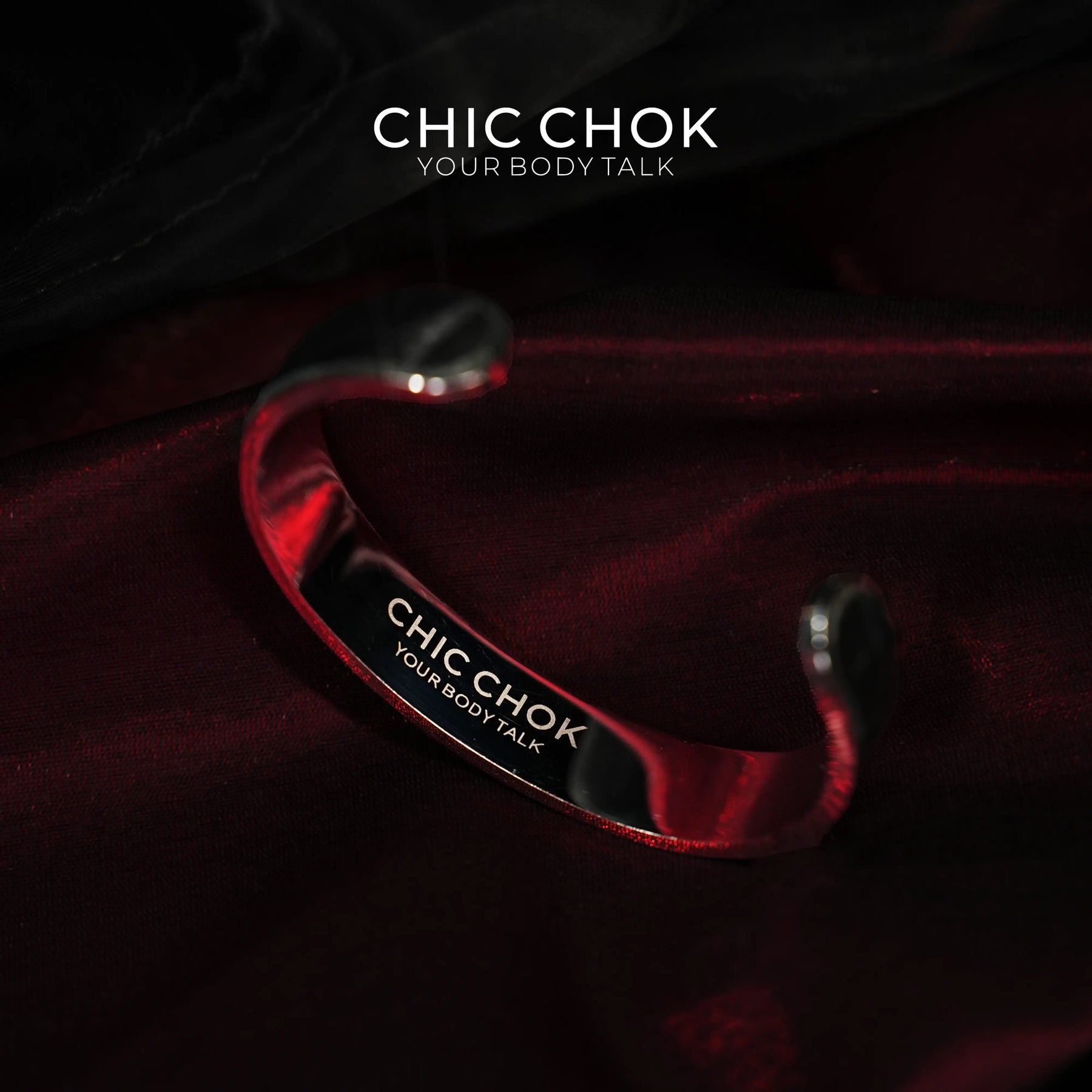 CHICCHOK Classic Close Bracelet Stainless Steel Subtle Stylish Non-Adjustable Bracelet