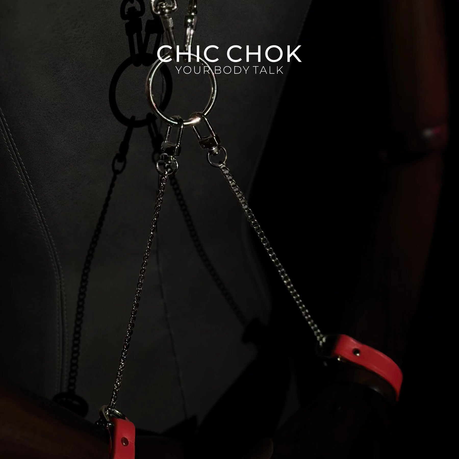 CHICCHOK Breathless Handchain Set