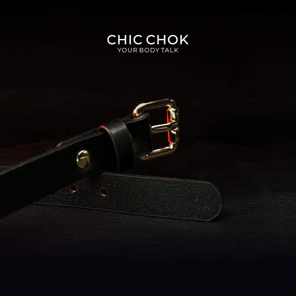 Every detail of the CHIC CHOK Rose Bow Tie Choker is meticulously designed and handcrafted with artistry. The bow’s fluid lines and the rose’s delicate textures capture the essence of femininity and elegance.