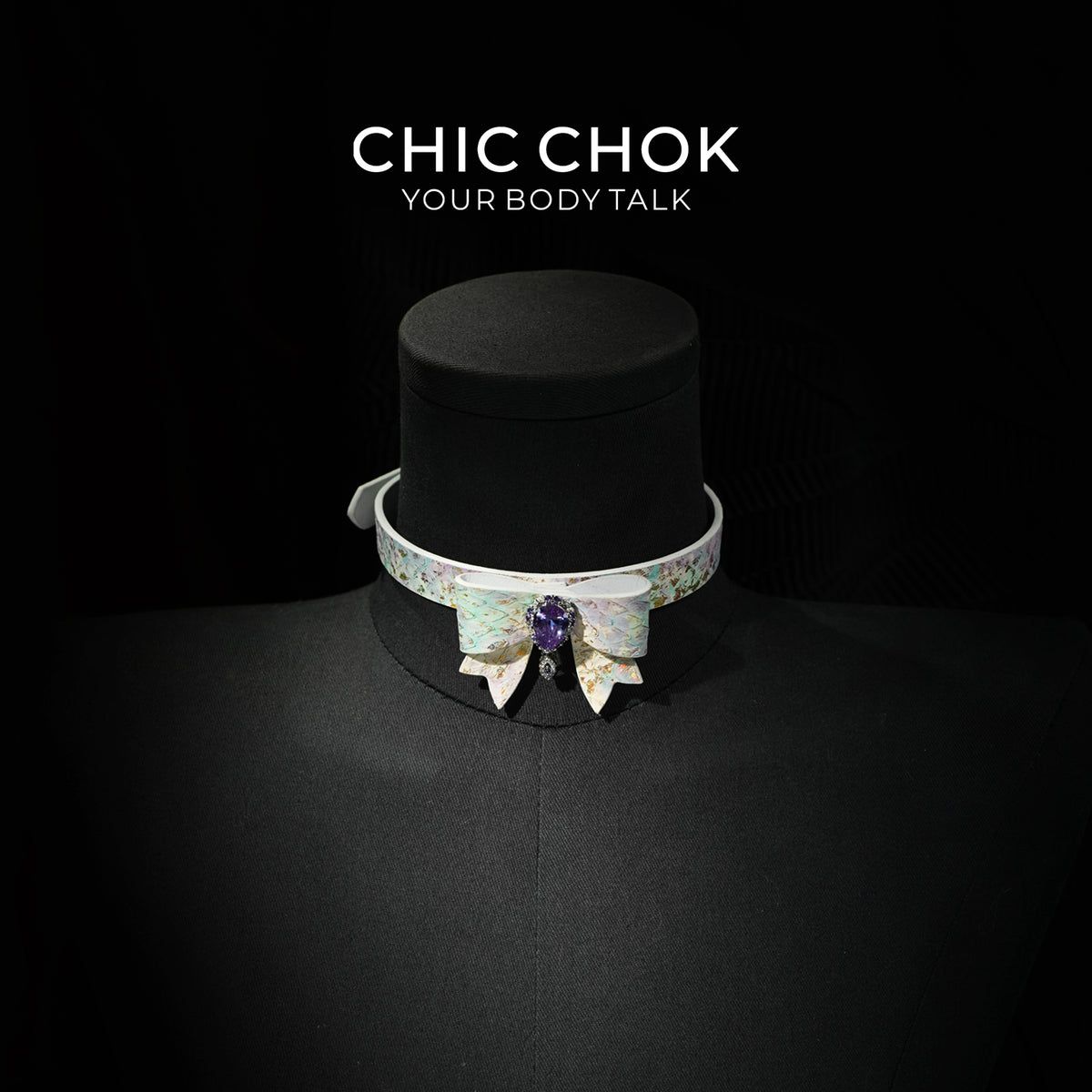 CHIC CHOK: Tranquil Abundance Pearly Iridescent Shell Textured Bow Necklace