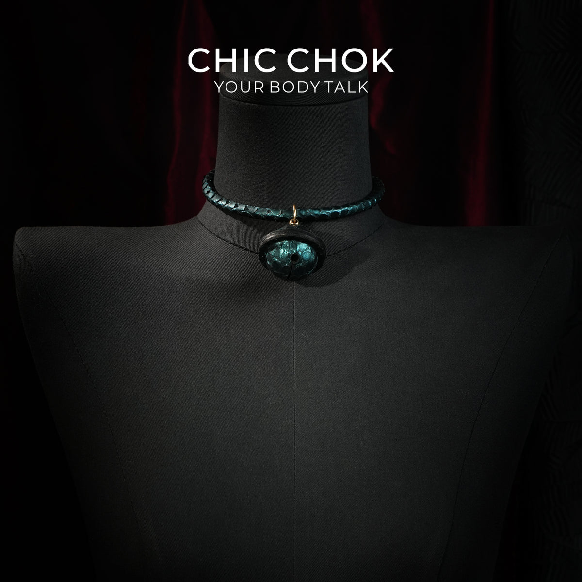 CHIC CHOK The Orchid’s Gaze Teal Snake-Texture Collar with Silent Bell Pendant
