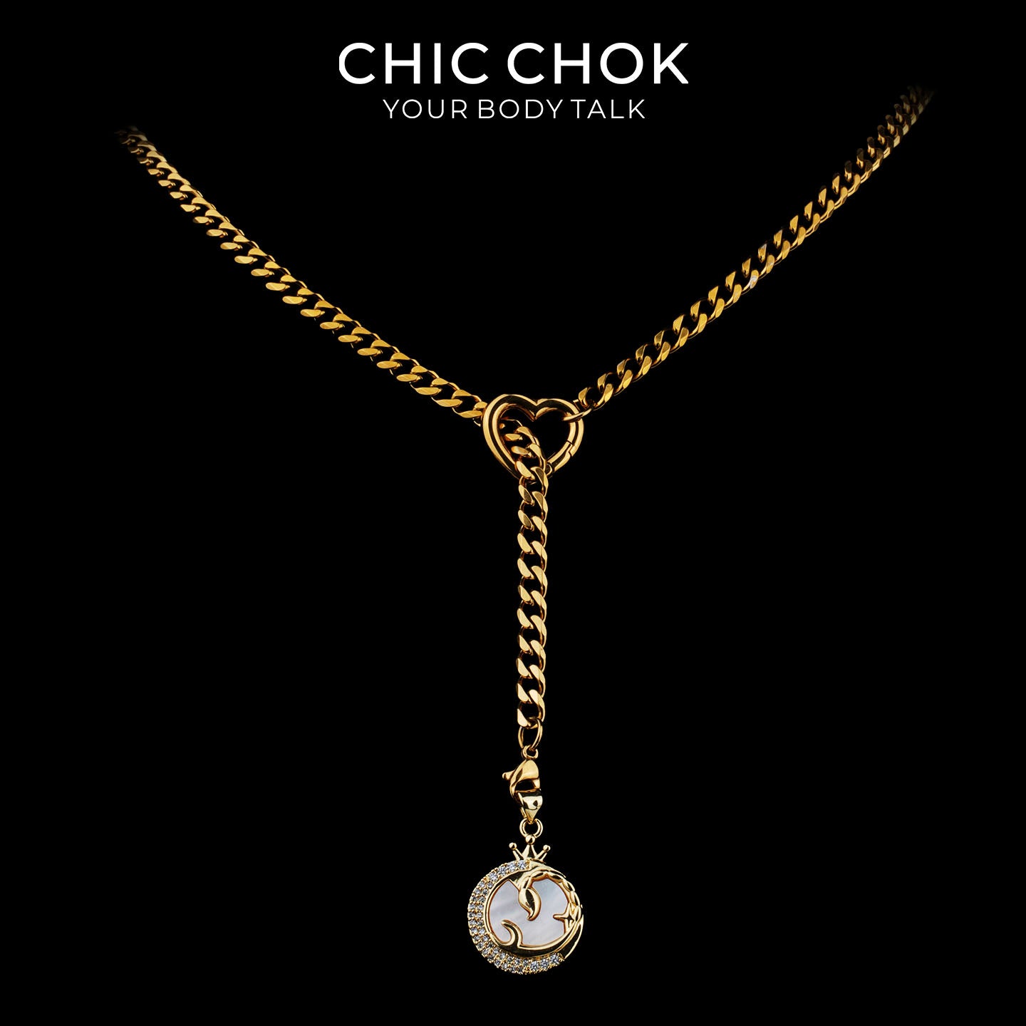 Collier cravate en Y Whispering Selene CHICCHOK | Chaîne dorée à maillons cubains en acier inoxydable avec cœur | Pendentif lune astrologique en nacre et strass décliné en 12 signes du zodiaque