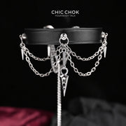 CHICCHOK “Dual Arrow Order” | スパイク付きレザーチョーカー | 360度ダガーペンダントのドロップチェーン | ゴシックパンク・サブカルチャーのネックアクセサリー