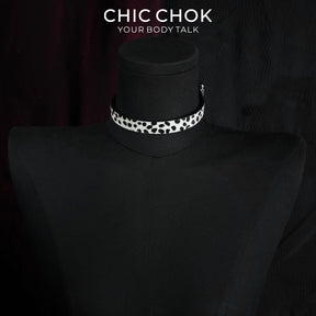 CHICCHOK Crimson Thorn Vine Genuine Leather Choker | Gothic Retro Red & Black Patterned Collar | Luxury Minimalist Cyber Goth Plain Band