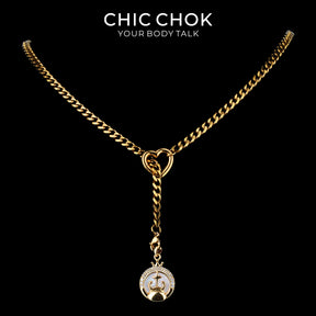 Collier cravate en Y Whispering Selene CHICCHOK | Chaîne dorée à maillons cubains en acier inoxydable avec cœur | Pendentif lune astrologique en nacre et strass décliné en 12 signes du zodiaque
