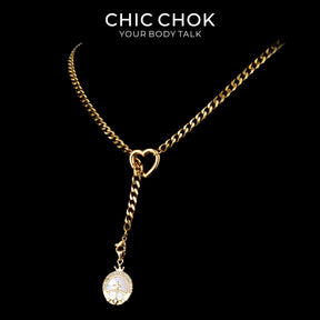 Collier cravate en Y Whispering Selene CHICCHOK | Chaîne dorée à maillons cubains en acier inoxydable avec cœur | Pendentif lune astrologique en nacre et strass décliné en 12 signes du zodiaque