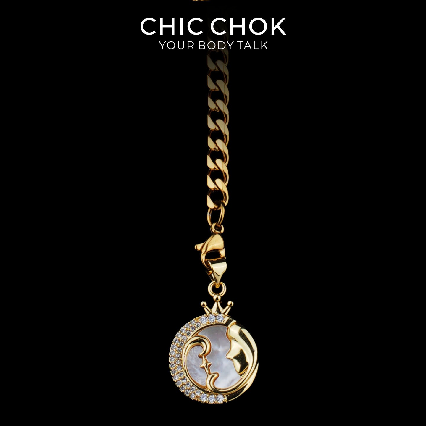 Collier cravate en Y Whispering Selene CHICCHOK | Chaîne dorée à maillons cubains en acier inoxydable avec cœur | Pendentif lune astrologique en nacre et strass décliné en 12 signes du zodiaque