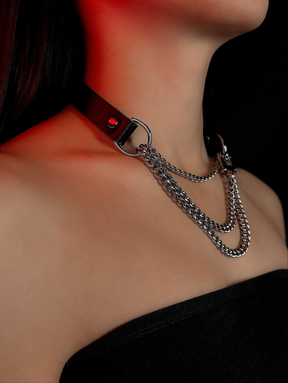 CHICCHOK [Breathless] Pulling Fashion and Fun Choker
