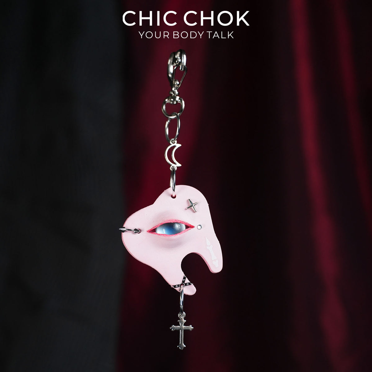 CHICCHOK Crucifix Molar Anhänger aus Echtleder | Pastel-Goth anatomischer Zahn-Schlüsselanhänger | Creepy-Cute Glasaugen-Cyber-Punk-Accessoire