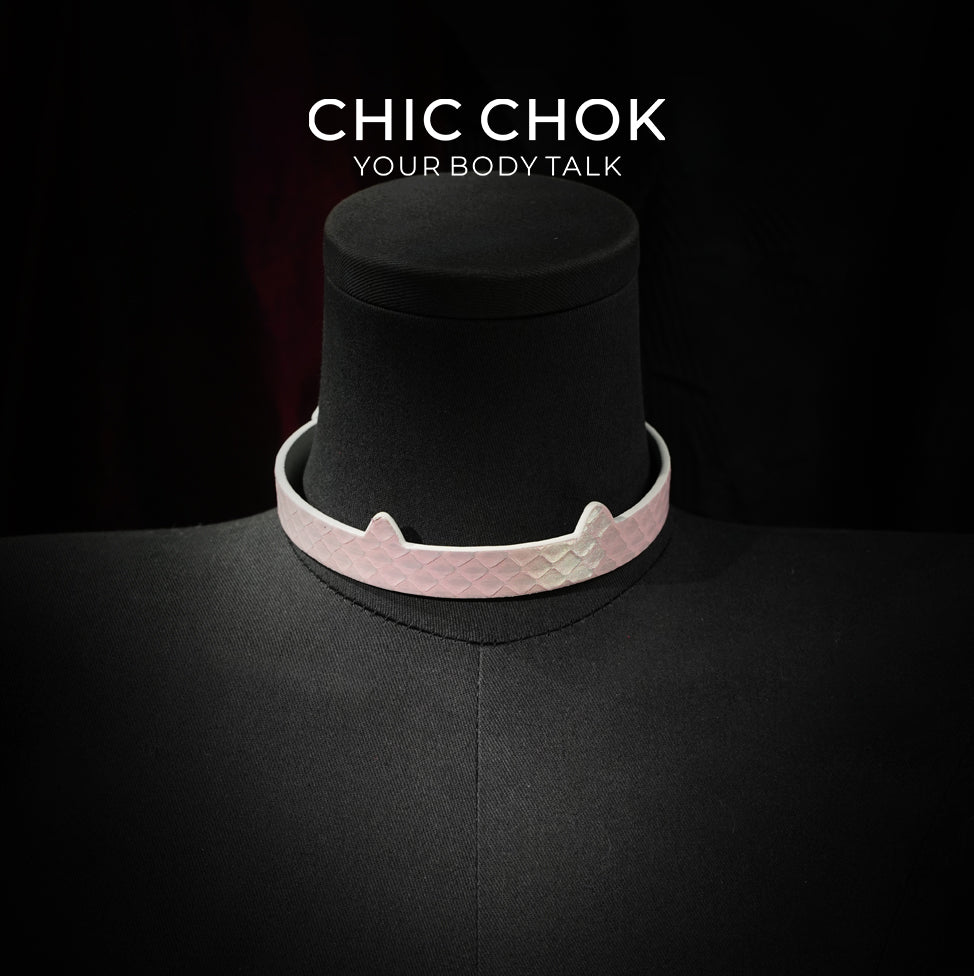 CHIC CHOK The Serpent’s Gaze