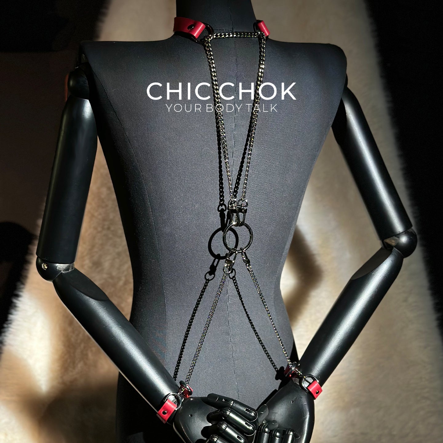 CHICCHOK Breathless Handchain Set