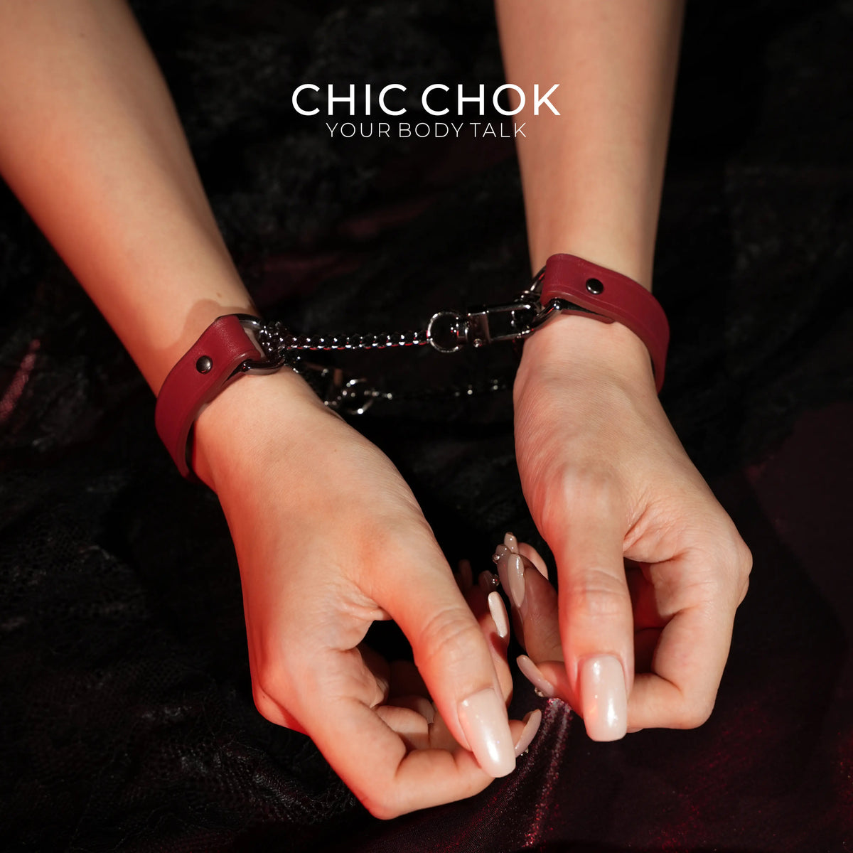 CHICCHOK Breathless Handchain
