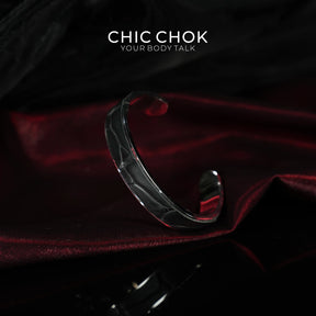 CHICCHOK Classic Close Bracelet Stainless Steel Subtle Stylish Non-Adjustable Bracelet
