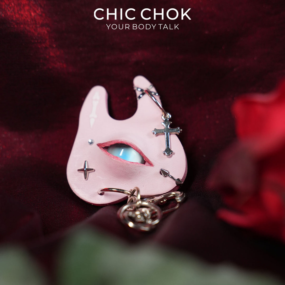 CHICCHOK Crucifix Molar Anhänger aus Echtleder | Pastel-Goth anatomischer Zahn-Schlüsselanhänger | Creepy-Cute Glasaugen-Cyber-Punk-Accessoire