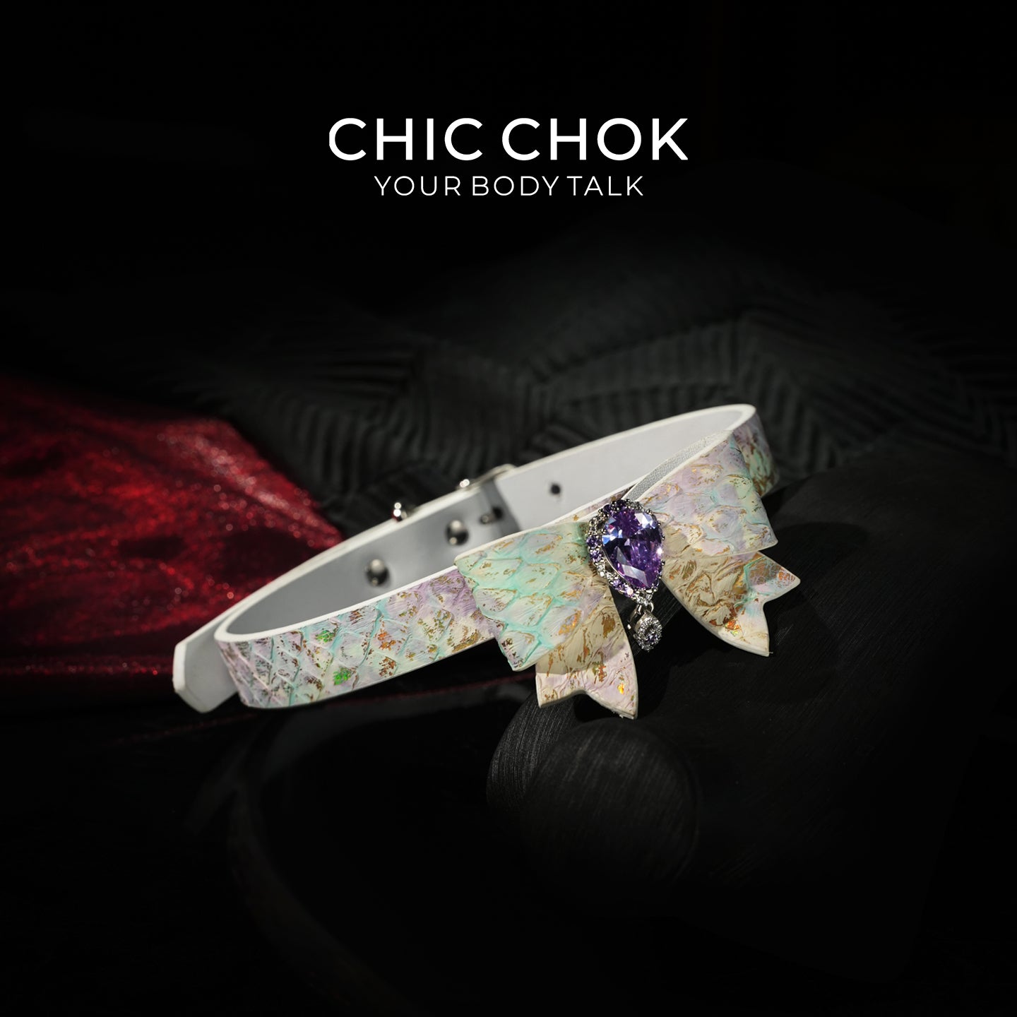 CHIC CHOK: Tranquil Abundance Pearly Iridescent Shell Textured Bow Necklace