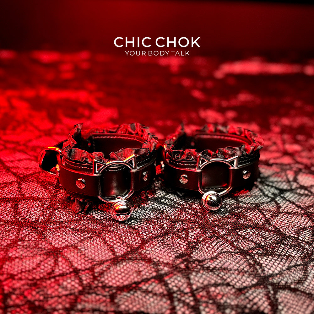 CHICCHOK Cat lace leg ring/bracelet/foot ring