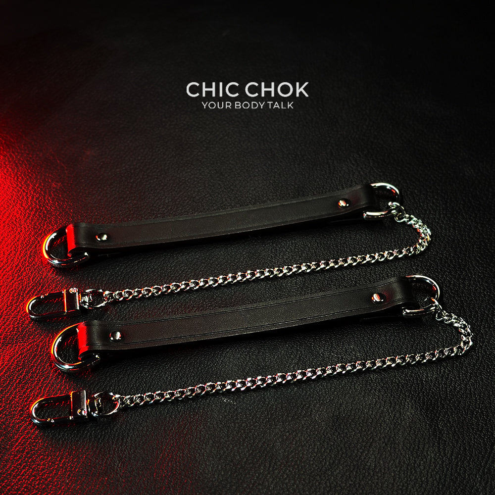 CHICCHOK Breathless Handchain Anklet Set