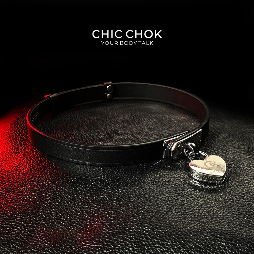 CHICCHOK [The Minimalism] - Classic Front Closure Customize Non-adjustable Fashion Choker(With a love lock)