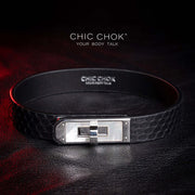 CHICCHOK [Black Pearl] - Black Python White Seashell Front Closure Non-adjustable Fashion Choker