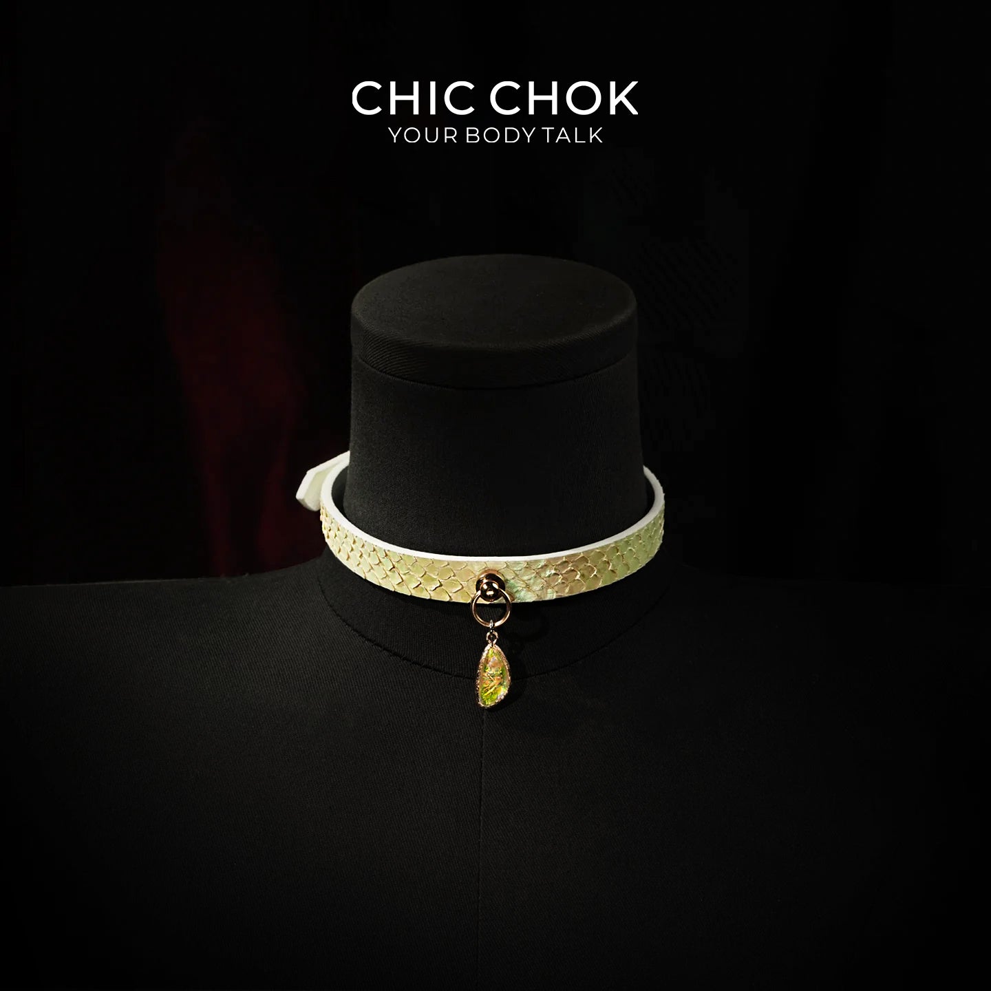 CHIC CHOK Purple Leather Necklace – Blue Gemstone Pendant and Tassel Chain, A Bold Fashion Item