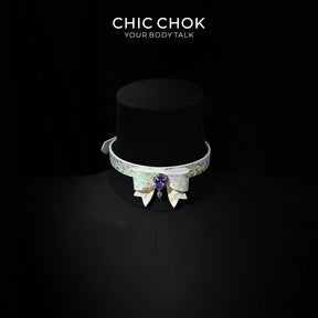 CHIC CHOK: Tranquil Abundance Pearly Iridescent Shell Textured Bow Necklace
