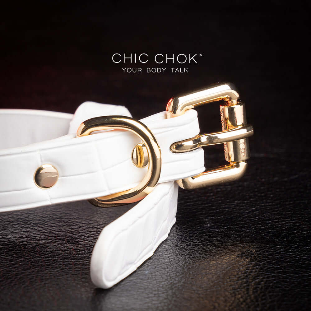 CHICCHOK [Daylight Chaser] bracelet, exquisite and timeless charm. Adjustable bracelet made of premium white leather with exquisite crocodile pattern, luxurious and durable.
