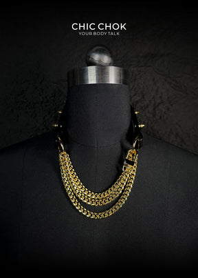 Adjustable spiked choker with intense silver spikes, perfect for alternative fashion.
