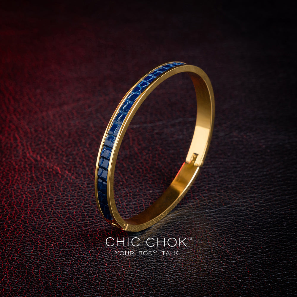 chicchok Take My Hand Metallic Bracelet